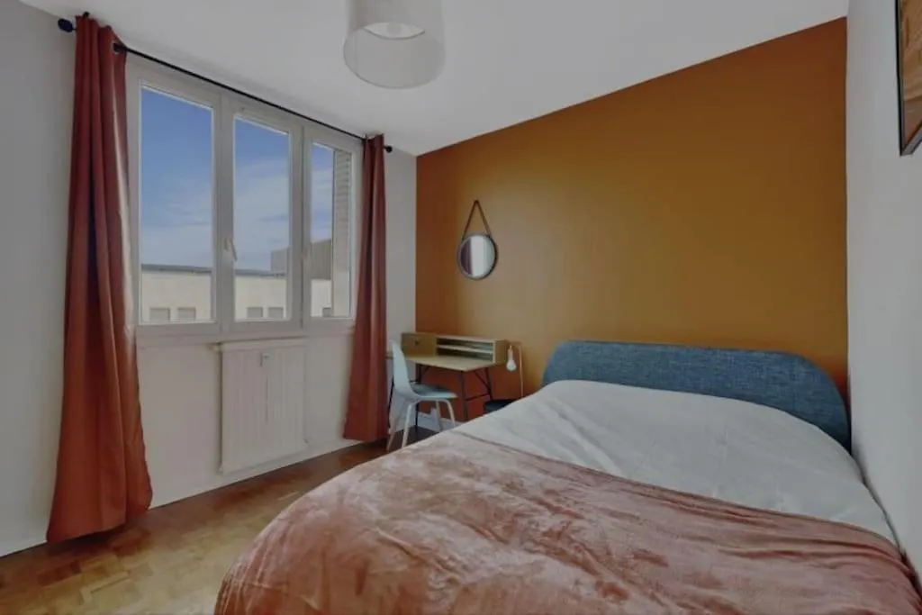 Lägenhet Appartement Neuf Pour 6, Parking Et Box, Au Calme Villeurbanne